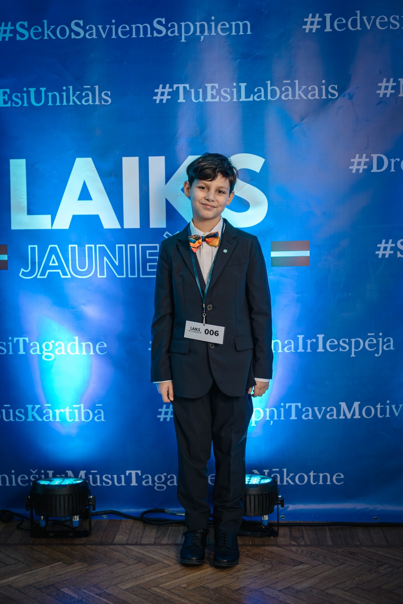 May be an image of one or more people and text that says '#SekoSaviemSapniem #Iedves EsiUnikals siUnikals#TuEsiLabakais #TuEsiLabakais # #Dr LAIKO JAUNIE # HiKs 006 iTagadne naIrIespeja üsKartiba# # üsKärtibã ie ieğiLA exitMüsuTaga üsuTaga usuTa pniTavaMotiv E dikotne'