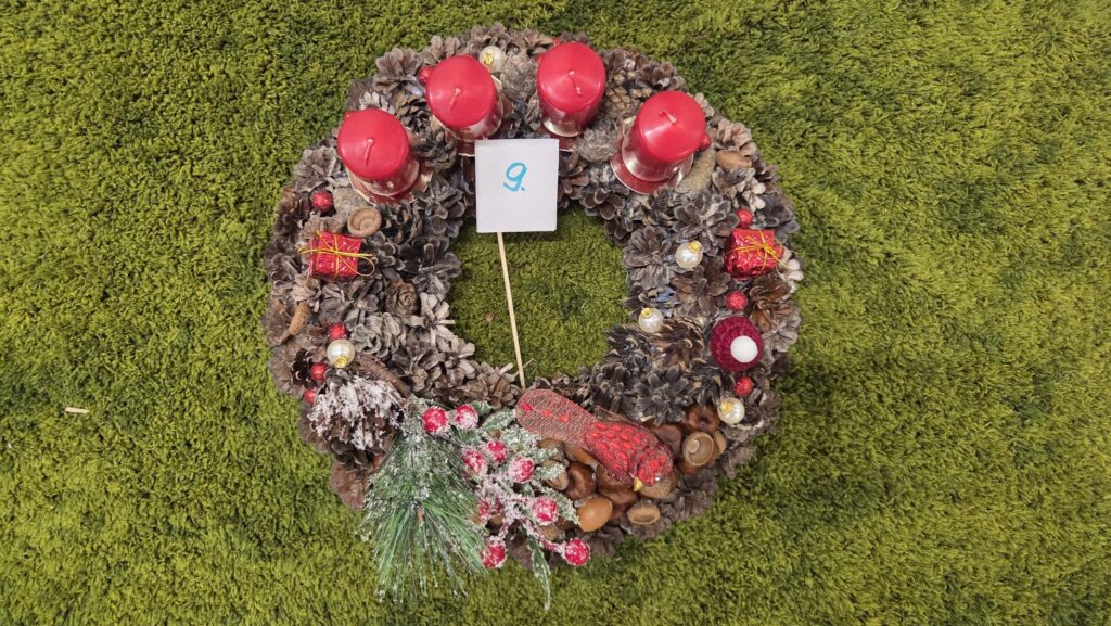 May be an image of golf and grass