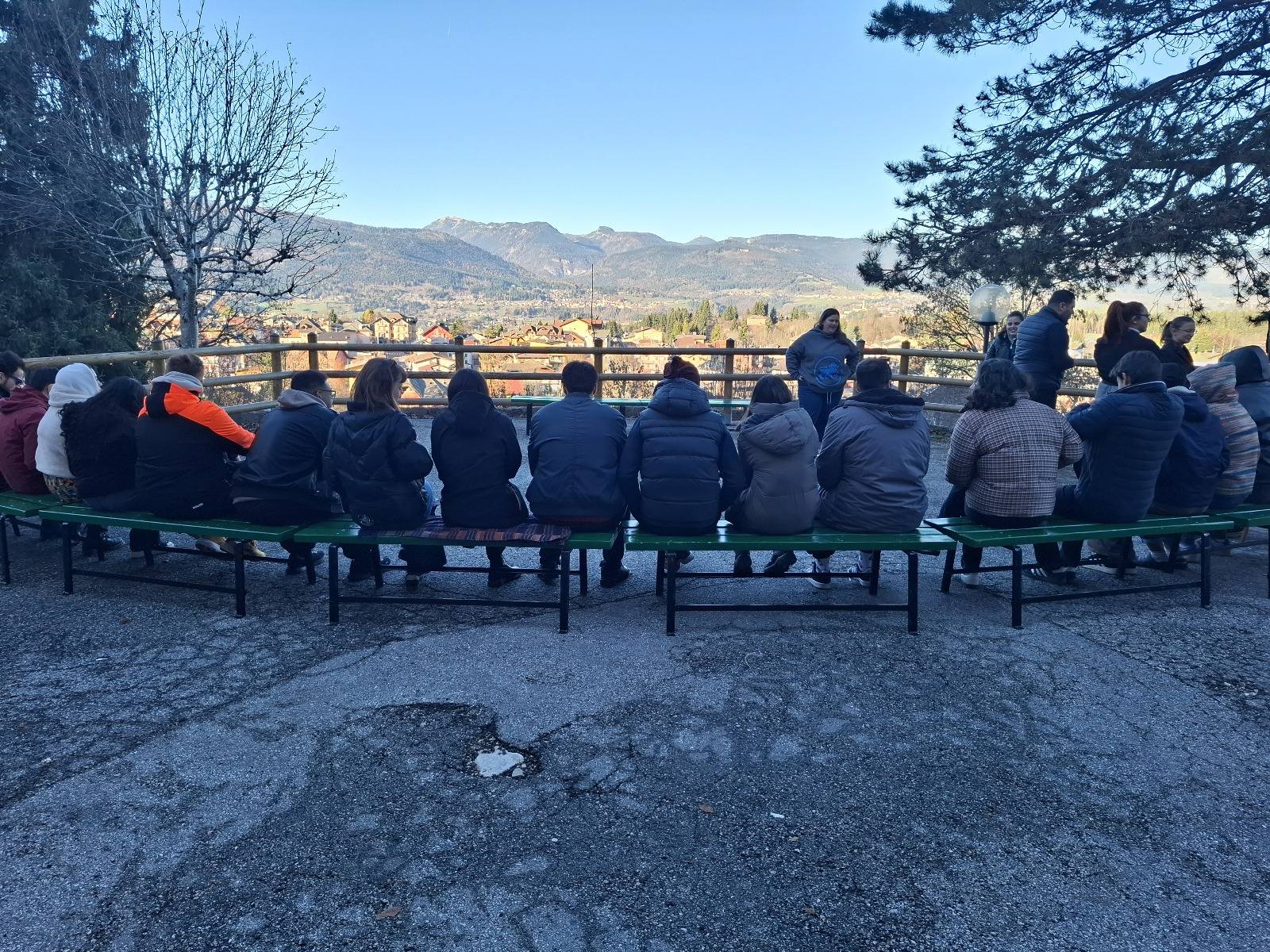 No photo description available.