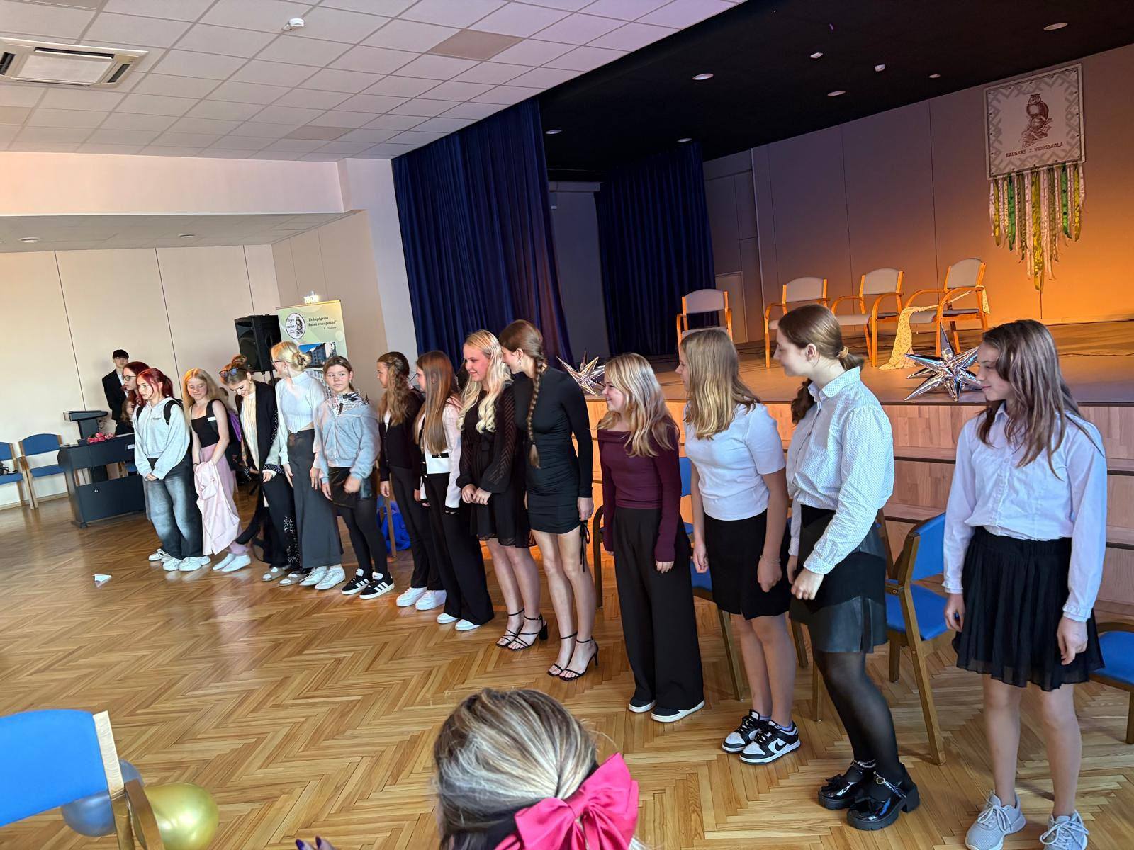 No photo description available.