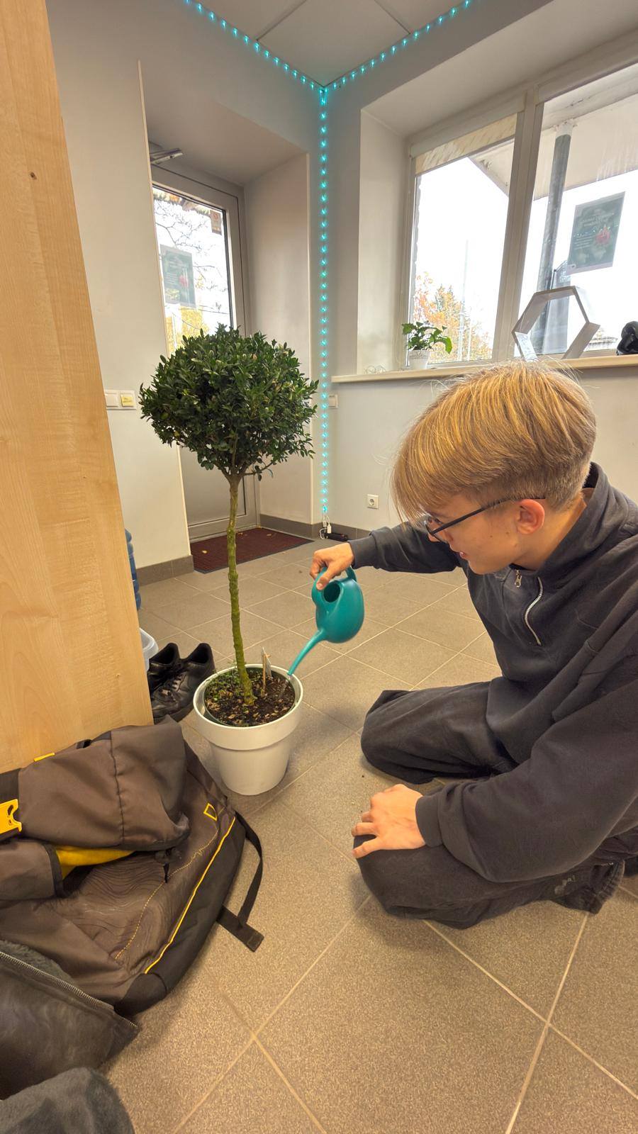 No photo description available.