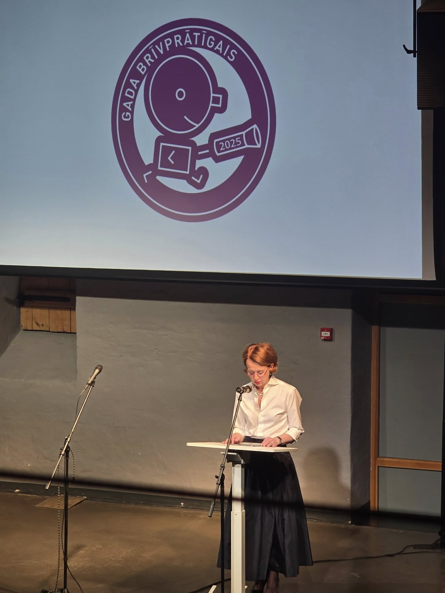 May be an image of text that says 'BRIVPRATIGAIS ATIGAIS B RIVP GADA GADA 2025 025'