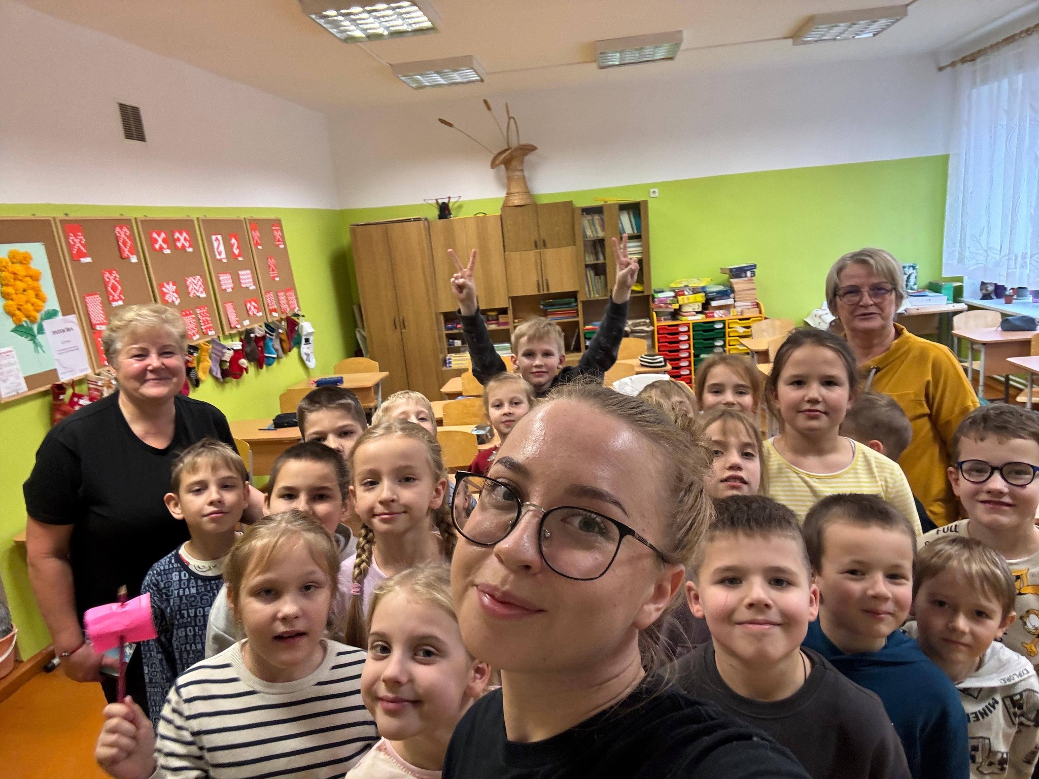 No photo description available.