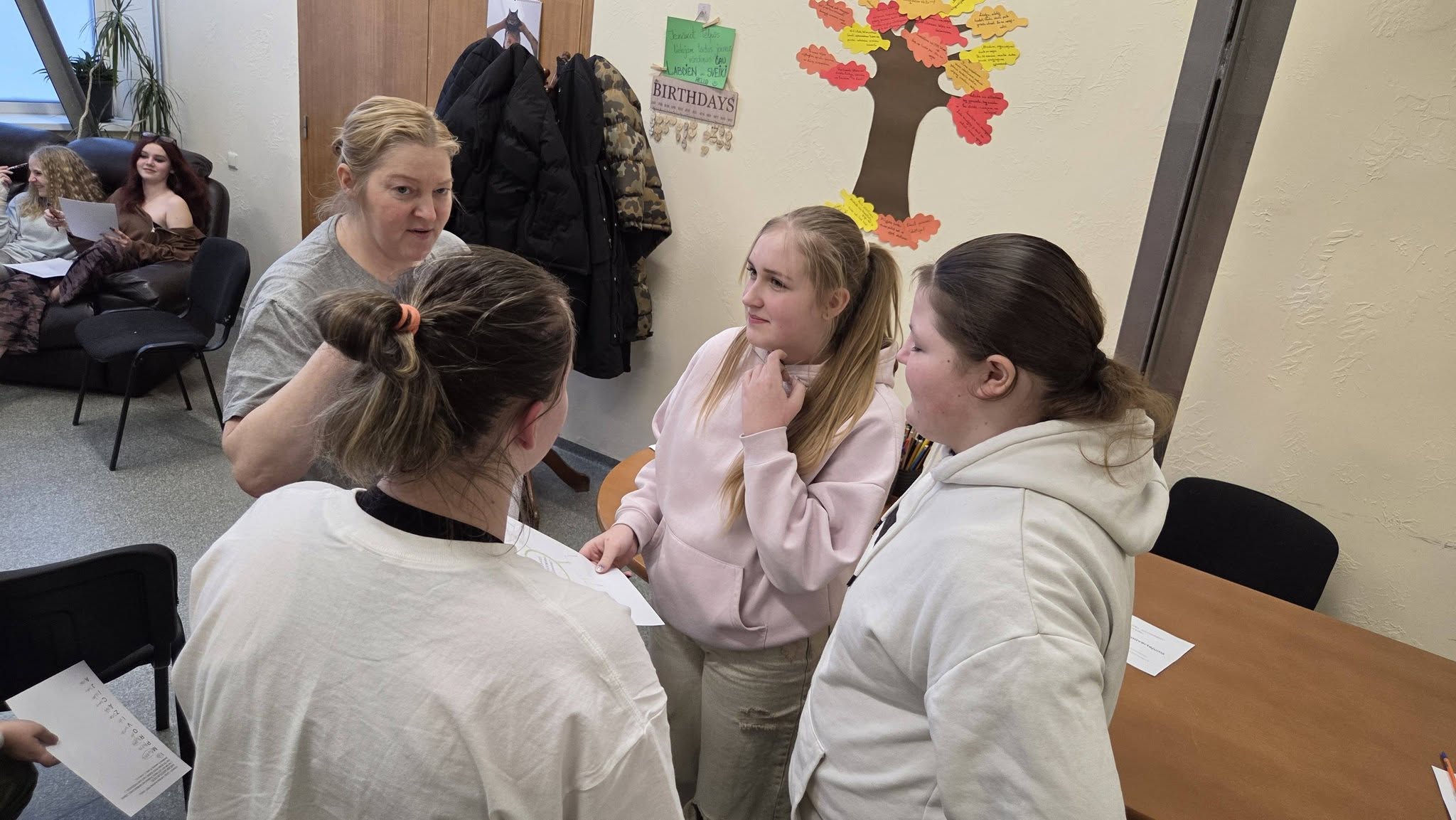 May be an image of one or more people, people studying and table
