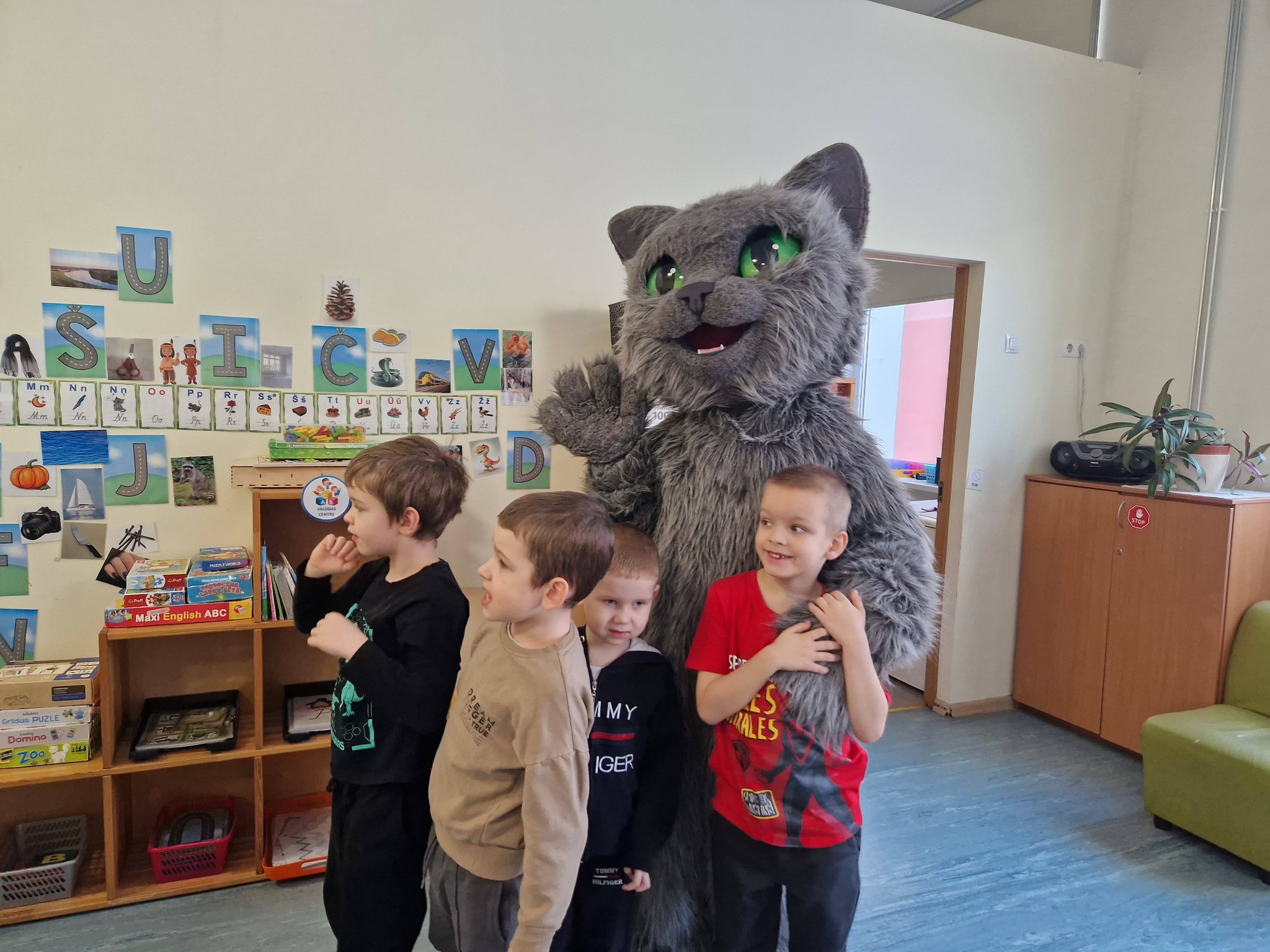 No photo description available.